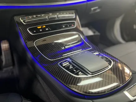 벤츠 E53 AMG 사틴블랙 전체랩핑_윈도우크롬딜리트_센터페시아카본랩핑_차량드레스업_사틴블랙랩핑_강서구랩핑_강서구PPF / 서울 강서구