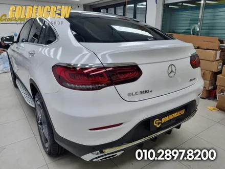 다이아몬드 화이트 전체랩핑 시공으로 이쁘게 변신한 벤츠 GLC300E / 서울 강서구