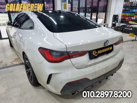 강서구 랩핑 전문샵에서 유광블랙 루프스킨 시공한  BMW 4시리즈 / 서울 강서구