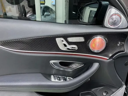 벤츠 E클래스 실내랩핑!_벤츠랩핑_BMW랩핑_아우디랩핑_포르쉐랩핑_강서랩핑_전체랩핑_PPF / 서울 강서구