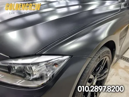 BMW 3시리즈 보험 사고수리 사틴블랙으로 시공한 부분랩핑 / 서울 강서구