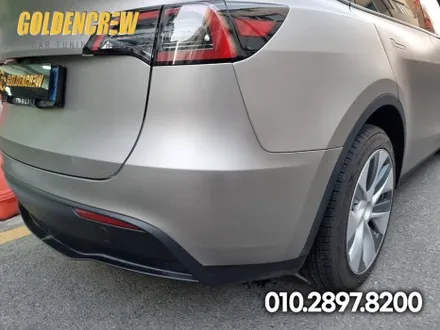 자동차랩핑 전문점에서 시공한 테슬라 모델Y 전체랩핑 / 서울 강서구