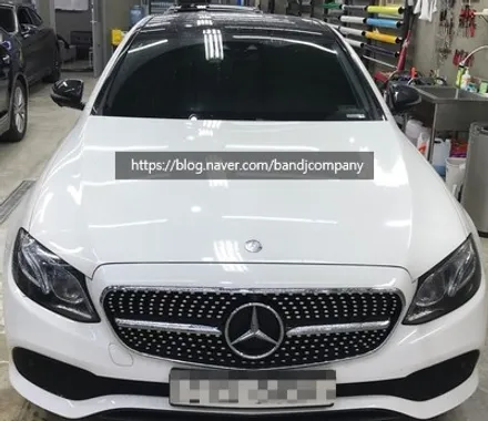독일고급차 벤츠 E300 미드나이트블루 랩핑_카스킨_강서구랩핑_발산랩핑 / 서울 강서구