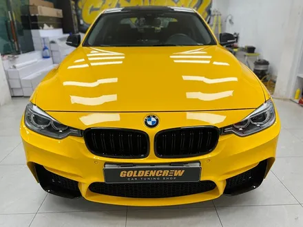 BMW 320d 전체랩핑 시공_다크옐로우랩핑_강서구랩핑_강서구ppf_차량드레스업_M범퍼랩핑 / 서울 강서구