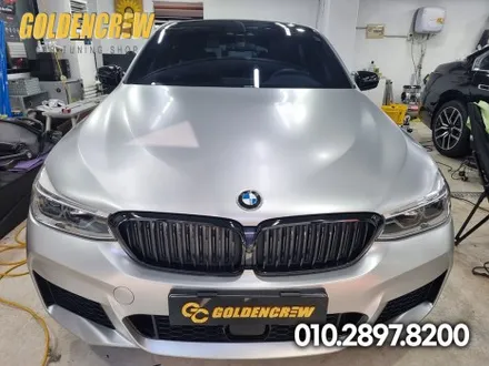 영등포 BMW 6GT 전체랩핑 필름은 3M 사틴화이트알루미늄 / 서울 강서구