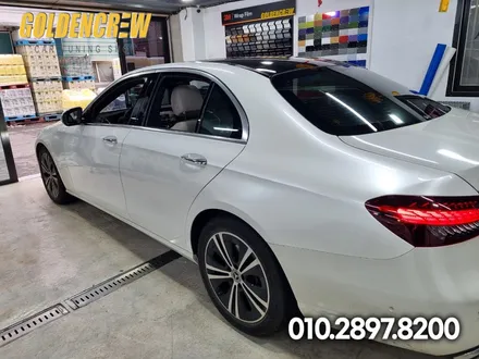 벤츠 E클래스(E250) 부분랩핑 보험사고수리 유광화이트펄 / 서울 강서구