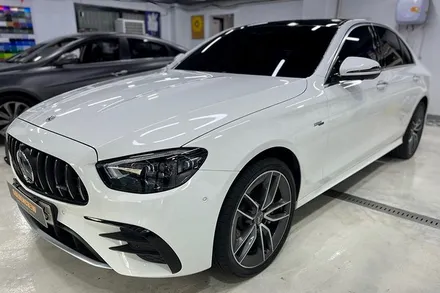 벤츠 E53 AMG 사틴블랙 전체랩핑_윈도우크롬딜리트_센터페시아카본랩핑_차량드레스업_사틴블랙랩핑_강서구랩핑_강서구PPF / 서울 강서구
