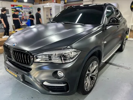 BMW X6 전체랩핑 & 전체크롬딜리트 시공으로 포스있게 변신, 자동차랩핑/ 강서구랩핑/ 강서구PPF 시공 전문점 / 서울 강서구