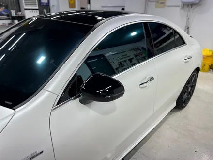 블랙&화이트 벤츠 CLA 45s amg 사틴 펄 화이트 전체랩핑 시공 / 서울 강서구