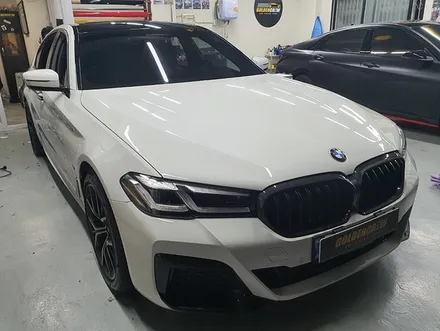 BMW 530i 루프스킨&윈도우크롬딜리트! 시공기!! / 서울 강서구