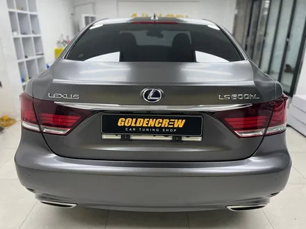 렉서스 LS600hL 사틴다크그레이 전체랩핑, 렉서스 차량랩핑, 차량드레스업 전문 시공점, / 서울 강서구