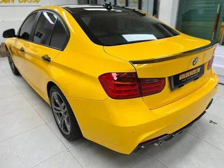 BMW 320d 전체랩핑 시공_다크옐로우랩핑_강서구랩핑_강서구ppf_차량드레스업_M범퍼랩핑 / 서울 강서구