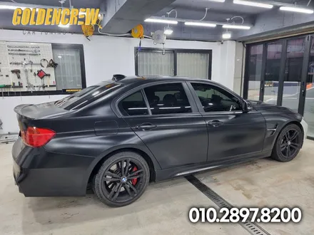 BMW 3시리즈 보험 사고수리 사틴블랙으로 시공한 부분랩핑 / 서울 강서구