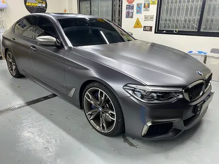 BMW M550d 사틴다크그레이!#전체랩핑#PPF#프론트패키지#부분랩핑#데칼#유리막코팅#크롬다이#크롬죽이기 / 서울 강서구