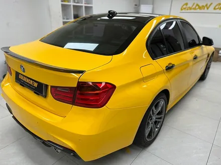 BMW 320d 전체랩핑 시공_다크옐로우랩핑_강서구랩핑_강서구ppf_차량드레스업_M범퍼랩핑 / 서울 강서구