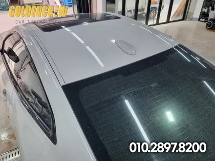 강서구 랩핑 전문샵에서 유광블랙 루프스킨 시공한  BMW 4시리즈 / 서울 강서구
