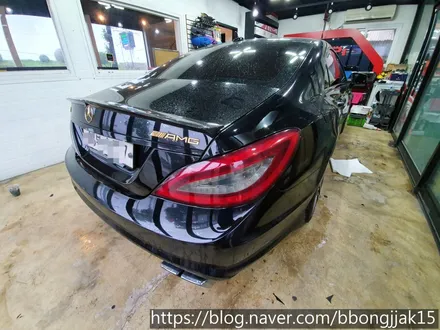 벤츠 CLS63AMG 차량에 크롬죽이기 부분랩핑 및 전조등 테일램프 라이트 필름으로 강력함을 플러스 하다  / 포항 경주 자동차튜닝 / 포항, 경주
