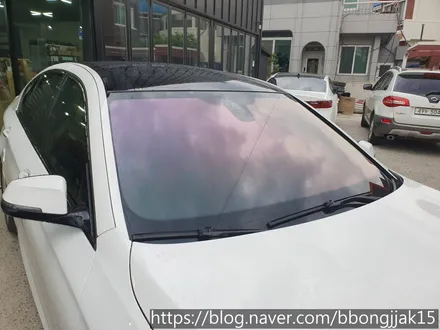 포항 경주 BMW F10 5시리즈 전면 카멜레온 썬팅으로 개성을 표현하다 / 포항, 경주