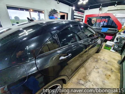 벤츠 CLS63AMG 차량에 크롬죽이기 부분랩핑 및 전조등 테일램프 라이트 필름으로 강력함을 플러스 하다  / 포항 경주 자동차튜닝 / 포항, 경주