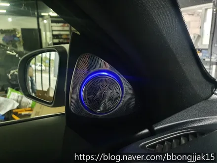 포항 경주 벤츠 2020년 GLC 송풍구 엠비언트 라이트 및 부메스터 AMG그릴 이식으로 내외 관을 업그레이드 하다 / 포항, 경주