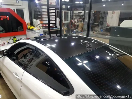 BMW 4시리즈 루프스킨 작업 및 사이드 데칼 스티커 시공사례후기 포항 경주 울산 울진 영덕 신차검수 썬팅 부분랩핑 전체랩핑 / 포항, 경주
