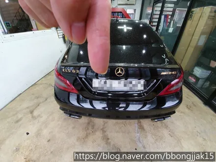 벤츠 CLS63AMG 차량에 크롬죽이기 부분랩핑 및 전조등 테일램프 라이트 필름으로 강력함을 플러스 하다  / 포항 경주 자동차튜닝 / 포항, 경주