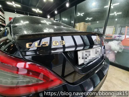 벤츠 CLS63AMG 차량에 크롬죽이기 부분랩핑 및 전조등 테일램프 라이트 필름으로 강력함을 플러스 하다  / 포항 경주 자동차튜닝 / 포항, 경주