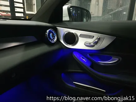 벤츠 2019 C클래스 쿠페 송풍구 엠비언트라이트 시공으로 실내분위기를 업그레이드 하다 / 포항 경주 울진 영덕 부메스터 / 포항, 경주
