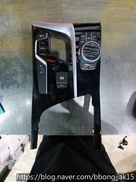 BMW G30 5시리즈 부분랩핑 및 생활보호 PPF 시공으로 차량의 품격을 업그레이드 하다 / 포항 경주 실내랩핑 크롬죽이기 / 포항, 경주