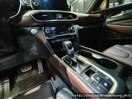 포항 경주 싼타페TM 에쿠스기어봉 및 부분PPF 그리고 블랙박스 시공을 한곳에서 하다 / 포항, 경주