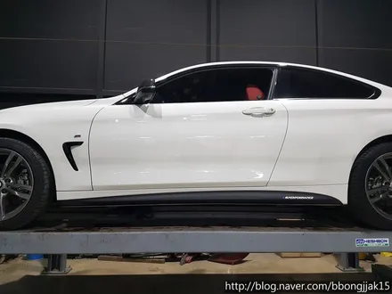 BMW 4시리즈 루프스킨 작업 및 사이드 데칼 스티커 시공사례후기 포항 경주 울산 울진 영덕 신차검수 썬팅 부분랩핑 전체랩핑 / 포항, 경주