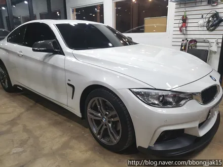 BMW 4시리즈 루프스킨 작업 및 사이드 데칼 스티커 시공사례후기 포항 경주 울산 울진 영덕 신차검수 썬팅 부분랩핑 전체랩핑 / 포항, 경주