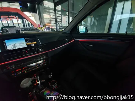 포항 BMW 5시리즈 엠비언트 라이트로 실내 분위기를 업그레이드 하다 / 포항, 경주