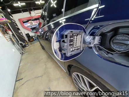 벤츠 45AMG 바이퍼 라인 시공으로 보다 스포티한 차량으로 변화를 주다 / 포항 경주 부분랩핑 전체랩핑 / 포항, 경주
