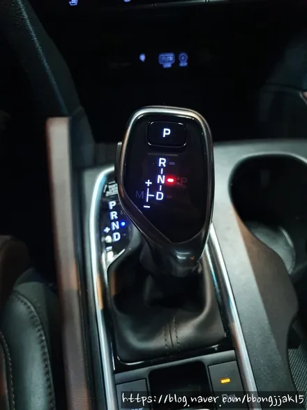 포항 경주 싼타페TM 에쿠스기어봉 및 부분PPF 그리고 블랙박스 시공을 한곳에서 하다 / 포항, 경주