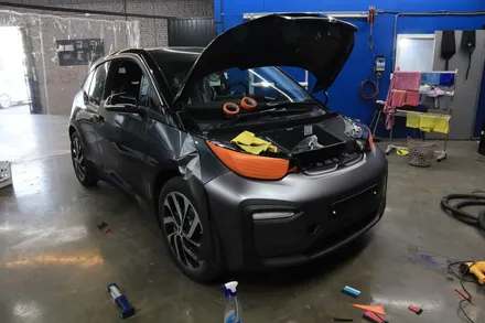 인천랩핑 BMW i3 전체랩핑과 본넷PPF시공으로 포인트 살아있네 / 인천, 부평, 부천