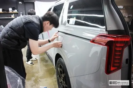 카니발 썬팅 레이노S9 비반사필름으로 멀끔한 시공!! / 인천 중구