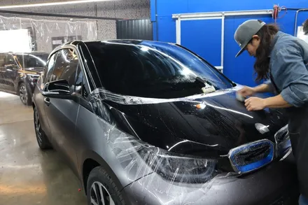 인천랩핑 BMW i3 전체랩핑과 본넷PPF시공으로 포인트 살아있네 / 인천, 부평, 부천