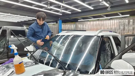 인천 베뉴 신차패키지 썬팅과 락폴딩 시공 / 인천, 부평, 부천