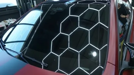 BMW 850i 윈드쉴드 스톤칩 하나가 유리 전체를 바꾸는 이유(일산, 고양) / 고양시 덕이동