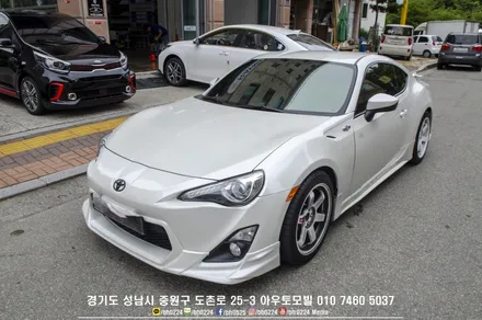 도요타 86  틴팅시공으로 보다 쾌적한 주행환경을 만들어보세요 / 성남,분당,판교