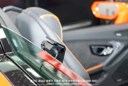 람보르기니 우라칸 에보스파이더 2채널 블랙박스와 보조배터리 시공 달라진 아이나비 커넥티드 프로 / 성남,분당,판교