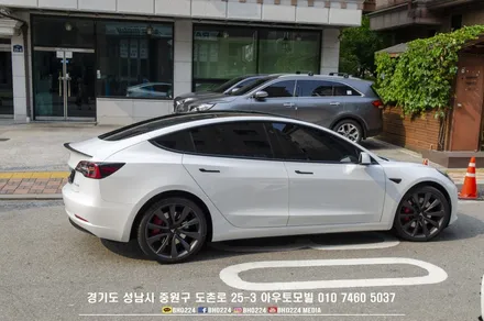 테슬라 모델3 레이노S7 썬팅 한판시공 아우토모빌 / 성남,분당,판교