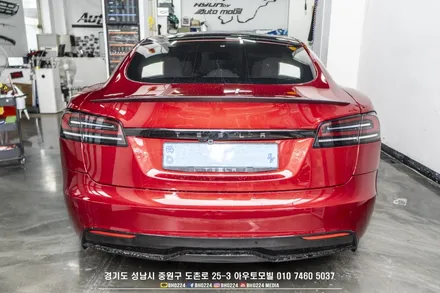 천마력 슈퍼전기차 테슬라 모델s 플레이드 2채널 블랙박스 장착 그리고 HUD / 성남,분당,판교