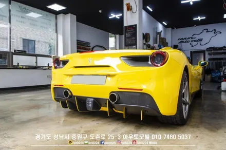 벤츠 SL400 컨버터블 룸미러 블랙박스 보조배터리 장착으로 상시녹화는 물론 후방카메라 역할까지! / 성남,분당,판교
