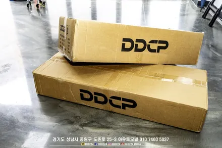 타스만 오버 랜딩 캠핑 튜닝 DDCP 랭글 박스 95L 슬라이딩 배드 위에 가로바와 함께 장착 / 성남시 중원구 도촌동