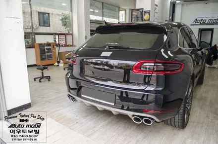 BMW F16 X6  수입차 보조배터리 에코파워팩 +  블랙박스 950View Black + 순정형 룸미러하이패스장착은 성남 아우토모빌로오세요! / 성남,분당,판교