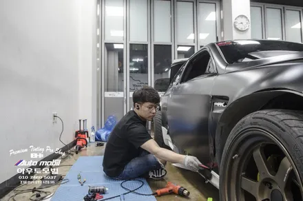 성남분당 수입차네비매립 벤츠 W204 C클래스 차량에 안드로이드 카블릿 M2C 200a 장착했어요 / 성남,분당,판교