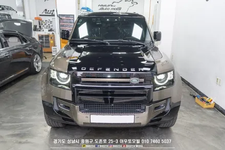 P400 디펜더 유광 하이그로시 관리 어떻게 할까요? PPF 시공으로 흠집 신경 쓰지 마세요 ~ 2채널 블랙박스 인스톨도 맡겨주세요! / 성남시 중원구 도촌동