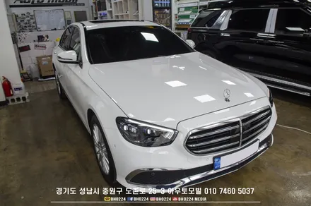 벤츠 W213 E클래스 루프스킨,블랙박스 보조배터리 에코파워팩 감성마력을 채워줄 엠비언트 송풍구 장착하기~ / 성남,분당,판교